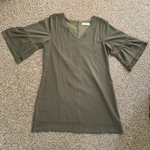 NWOT XL Olive Green 3/4 length bell sleeve midi dress